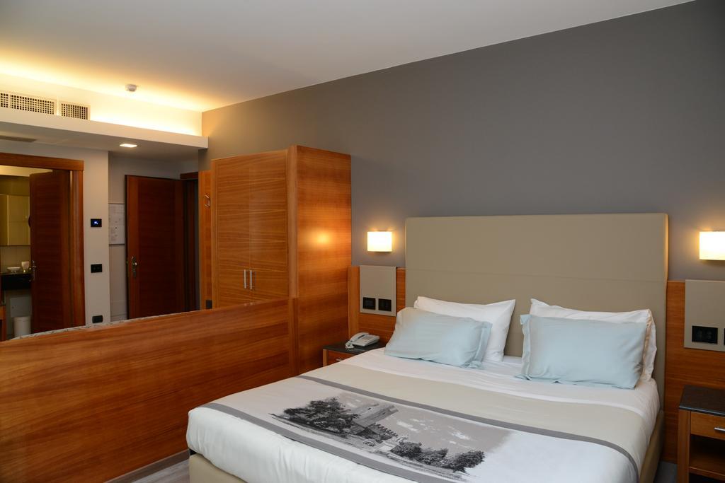 Albergo Roma, BW Signature Collection 카스텔프랑코베네토 외부 사진
